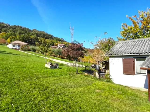 Eladó üdülő és hétvégi ház Tarján 40 nm