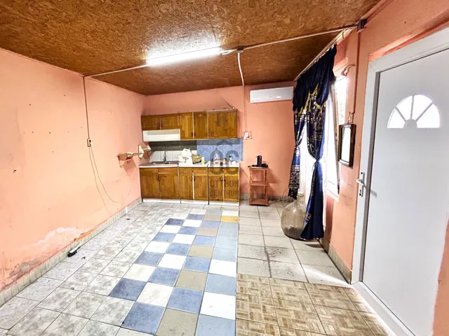 Eladó telek Vértesszőlős 1121 nm
