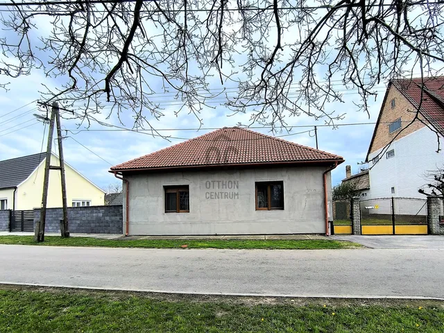 Eladó ház Kecskéd 109 nm