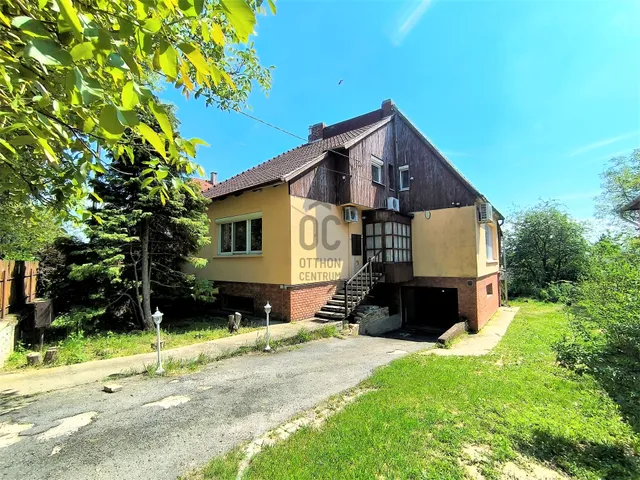 Eladó ház Környe 232 nm