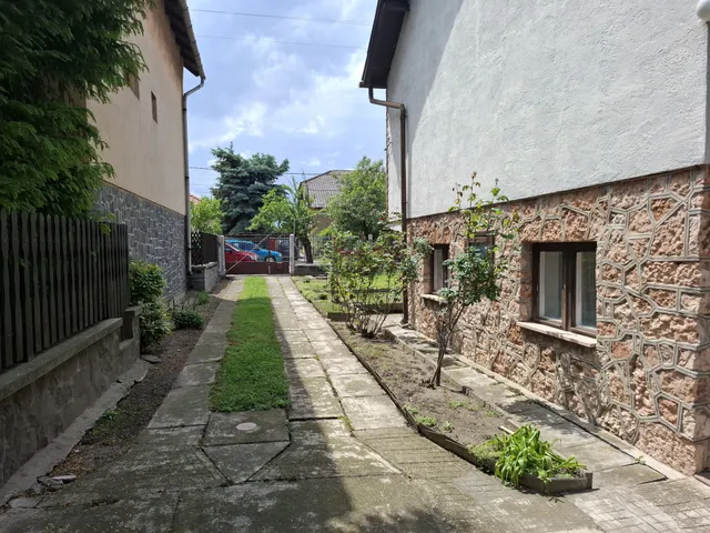Eladó ház Tatabánya, Bánhida 104 nm
