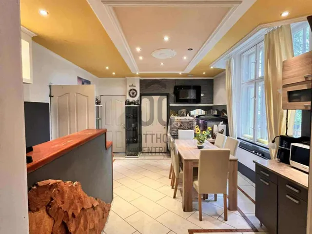 Eladó ház Tatabánya, Óváros 174 nm