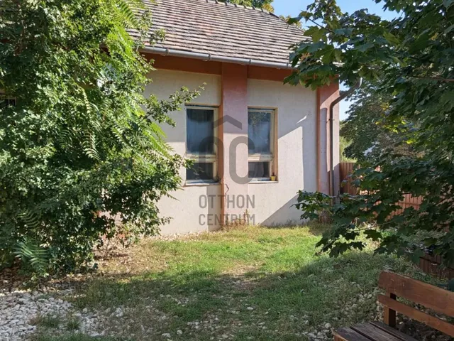 Eladó ház Tatabánya, Óváros 174 nm