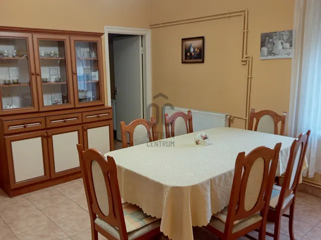 Eladó ház Tata 144 nm