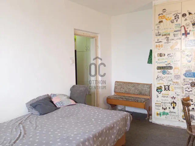 Eladó lakás Oroszlány 54 nm