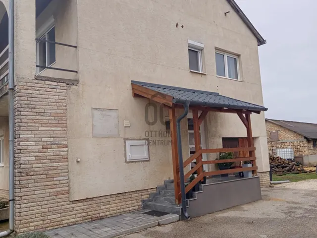 Eladó ház Kisigmánd 94 nm