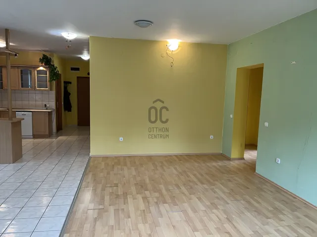 Eladó lakás Tatabánya, Dózsakert 95 nm