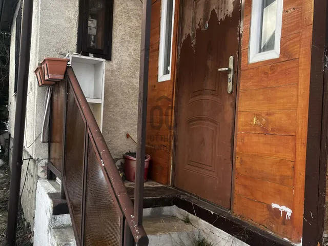 Eladó üdülő és hétvégi ház Vértesszőlős 35 nm