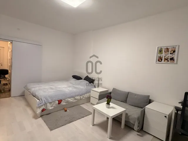 Eladó lakás Tatabánya, Újváros 32 nm