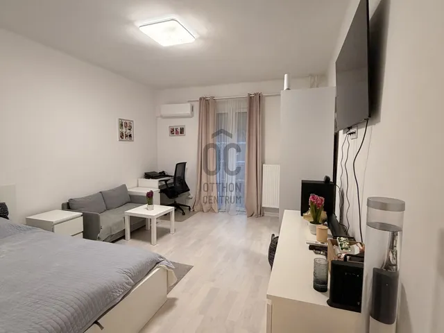 Eladó lakás Tatabánya, Újváros 32 nm