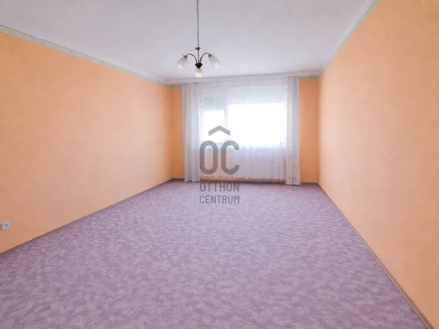 Eladó lakás Oroszlány 53 nm