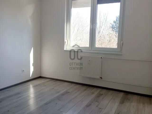 Eladó lakás Almásfüzitő 83 nm