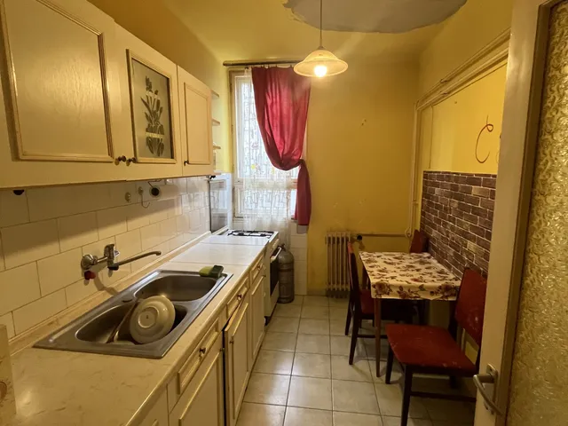 Eladó lakás Tatabánya, Újváros, Köztársaság útja 36 nm