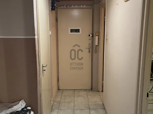 Eladó lakás Tatabánya, Újváros 36 nm