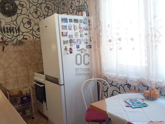 Eladó lakás Tatabánya, Dózsakert 49 nm