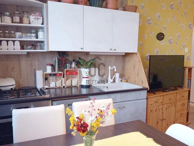 Eladó lakás Tatabánya, Kertváros 53 nm