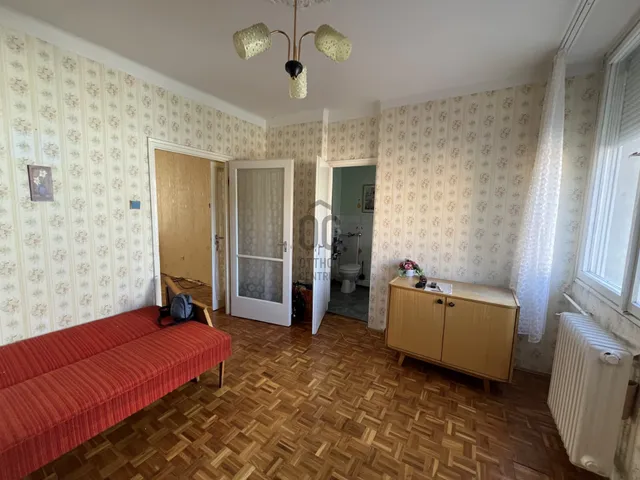 Eladó lakás Tatabánya, Dózsakert 55 nm