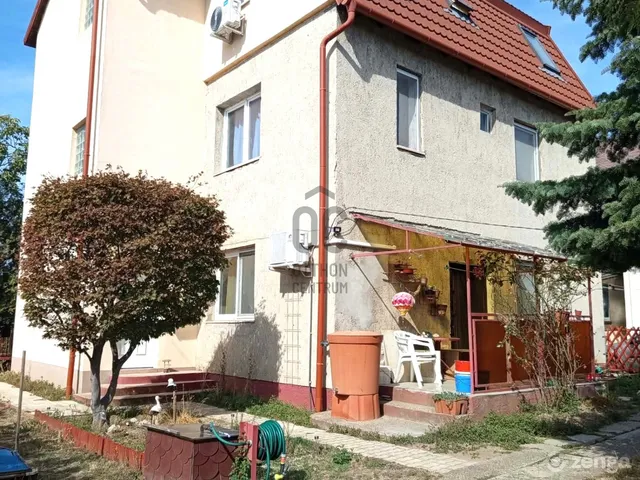 Eladó ház Oroszlány, Borbálatelep 200 nm