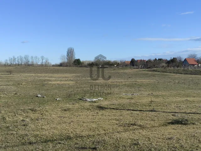 Eladó telek Nagykáta 1640 nm