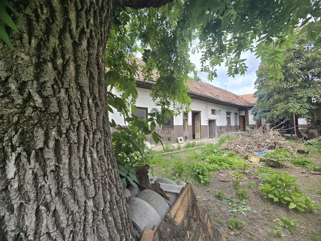 Eladó ház Gyöngyös, Belváros 140 nm