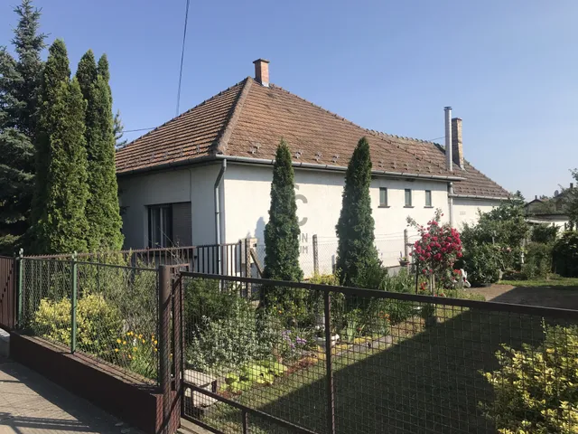Eladó ház Tápiószecső 95 nm