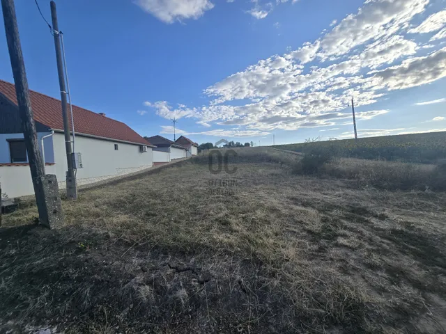 Eladó telek Rózsaszentmárton 1106 nm