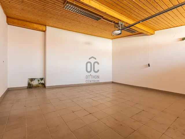 Eladó ház Gyöngyös, Belváros 143 nm
