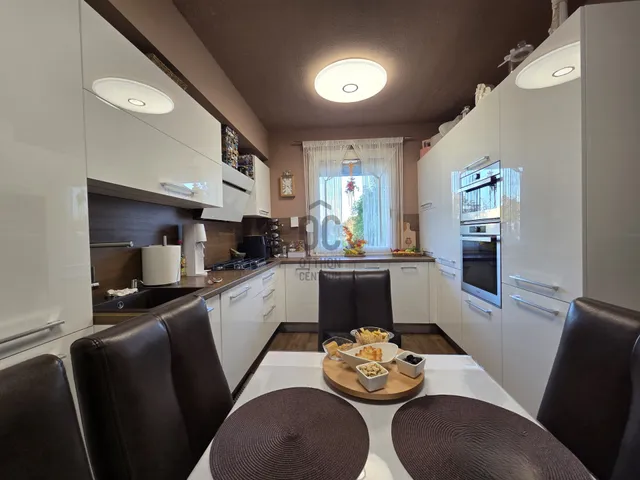 Eladó lakás Gyöngyös, Nyolcvanas lakótelep 51 nm