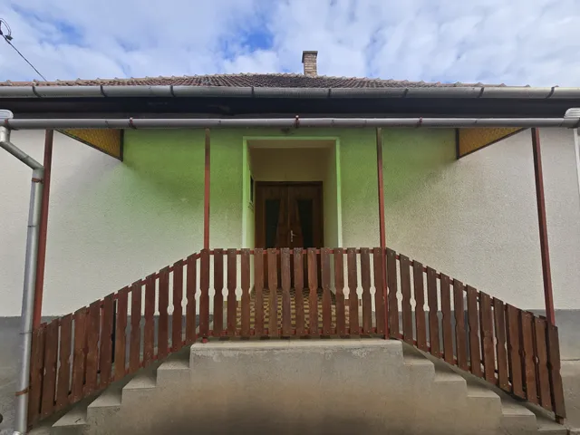 Eladó ház Hort 93 nm