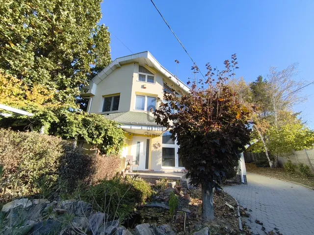 Eladó ház Nagyréde 224 nm