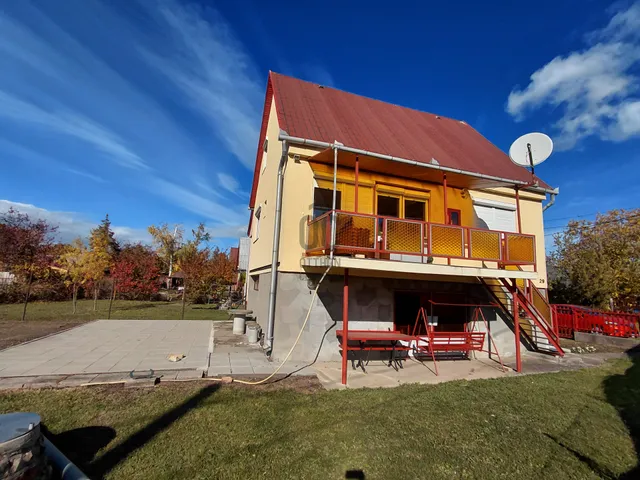 Eladó üdülő és hétvégi ház Jászárokszállás 100 nm