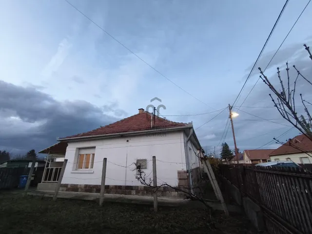 Eladó ház Adács 90 nm