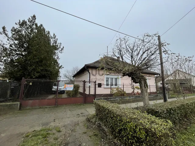 Eladó ház Boconád 85 nm