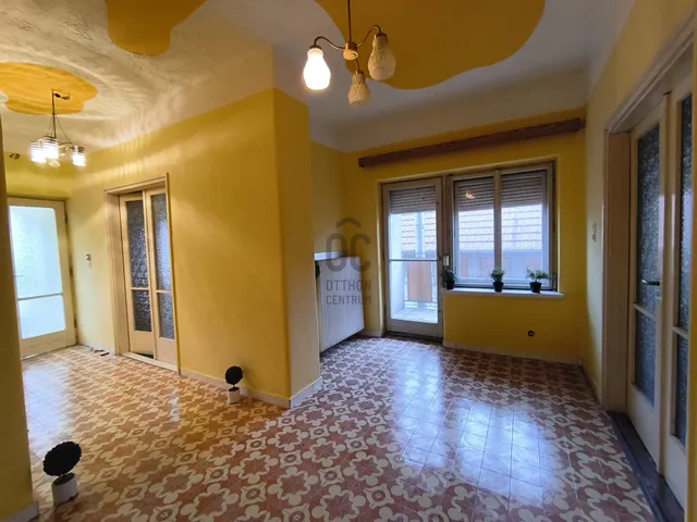 Eladó ház Domoszló 170 nm