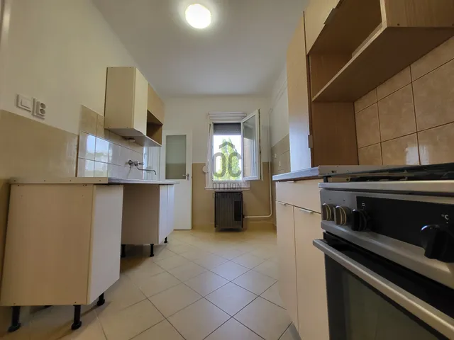 Kiadó lakás Gyöngyös, Belváros 66 nm