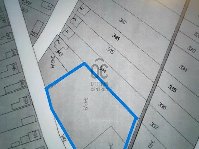 Eladó telek Hort 7104 nm