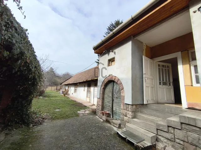 Eladó ház Gyöngyössolymos 64 nm