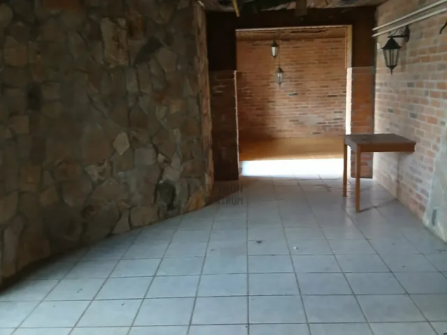 Eladó ház Gyöngyöshalász 200 nm