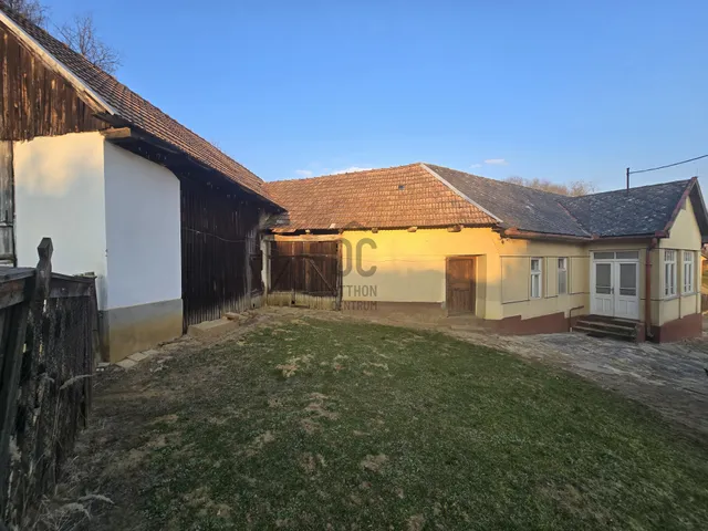 Eladó ház Mátraterenye 220 nm