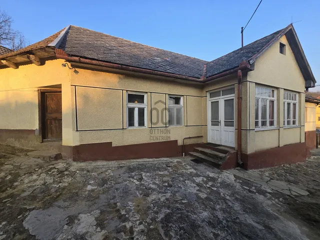 Eladó ház Mátraterenye 220 nm