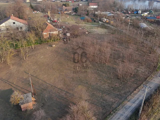 Eladó telek Hatvan 1826 nm