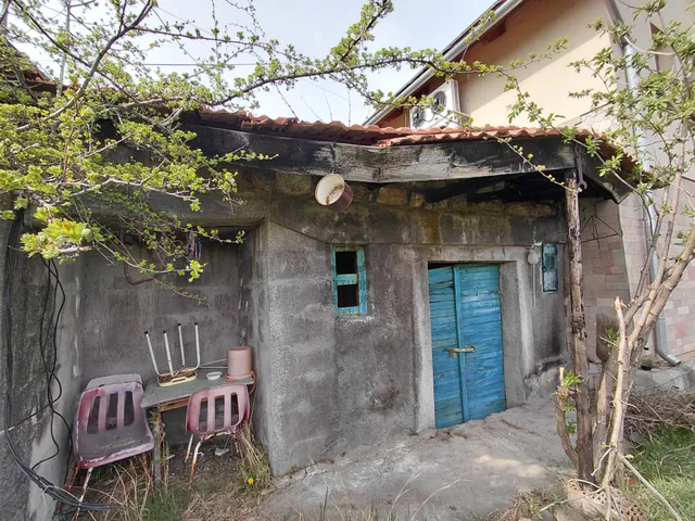 Eladó mezőgazdasági ingatlan Abasár 12 nm