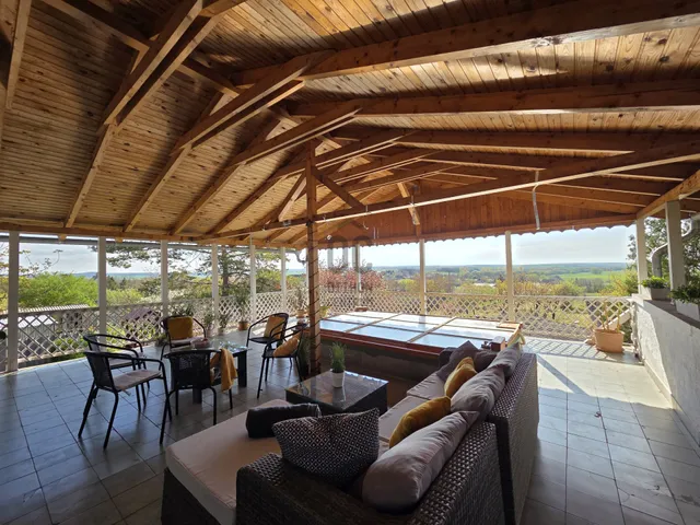 Eladó ház Domoszló 167 nm