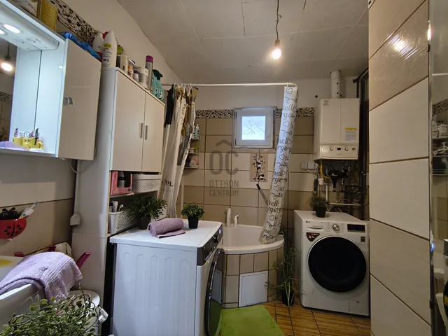 Eladó ház Gyöngyösoroszi 100 nm