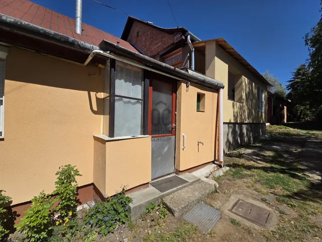 Eladó ház Gyöngyössolymos 47 nm