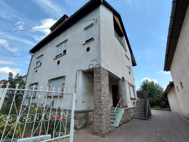 Eladó ház Gyöngyös, Belváros 161 nm