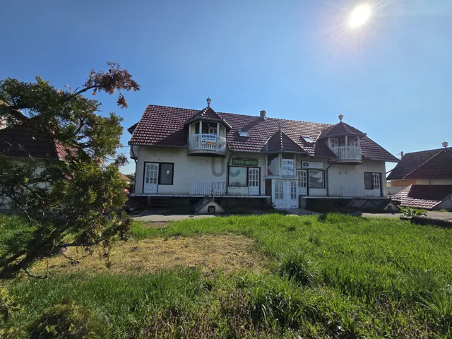 Eladó kereskedelmi és ipari ingatlan Zagyvaszántó 360 nm