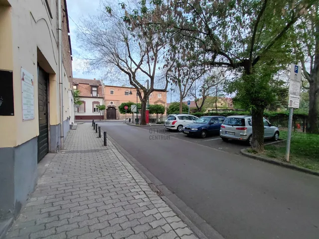 Eladó kereskedelmi és ipari ingatlan Gyöngyös, Belváros 173 nm