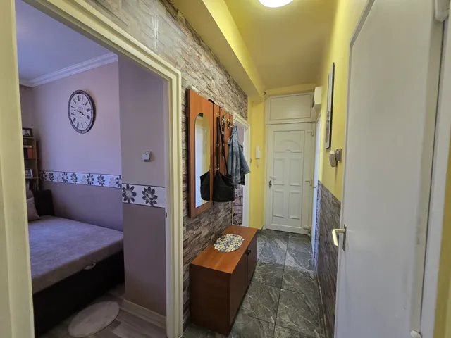 Eladó lakás Gyöngyös, Nyolcvanas lakótelep 50 nm