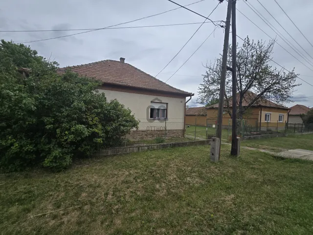 Eladó ház Lőrinci 1508 nm